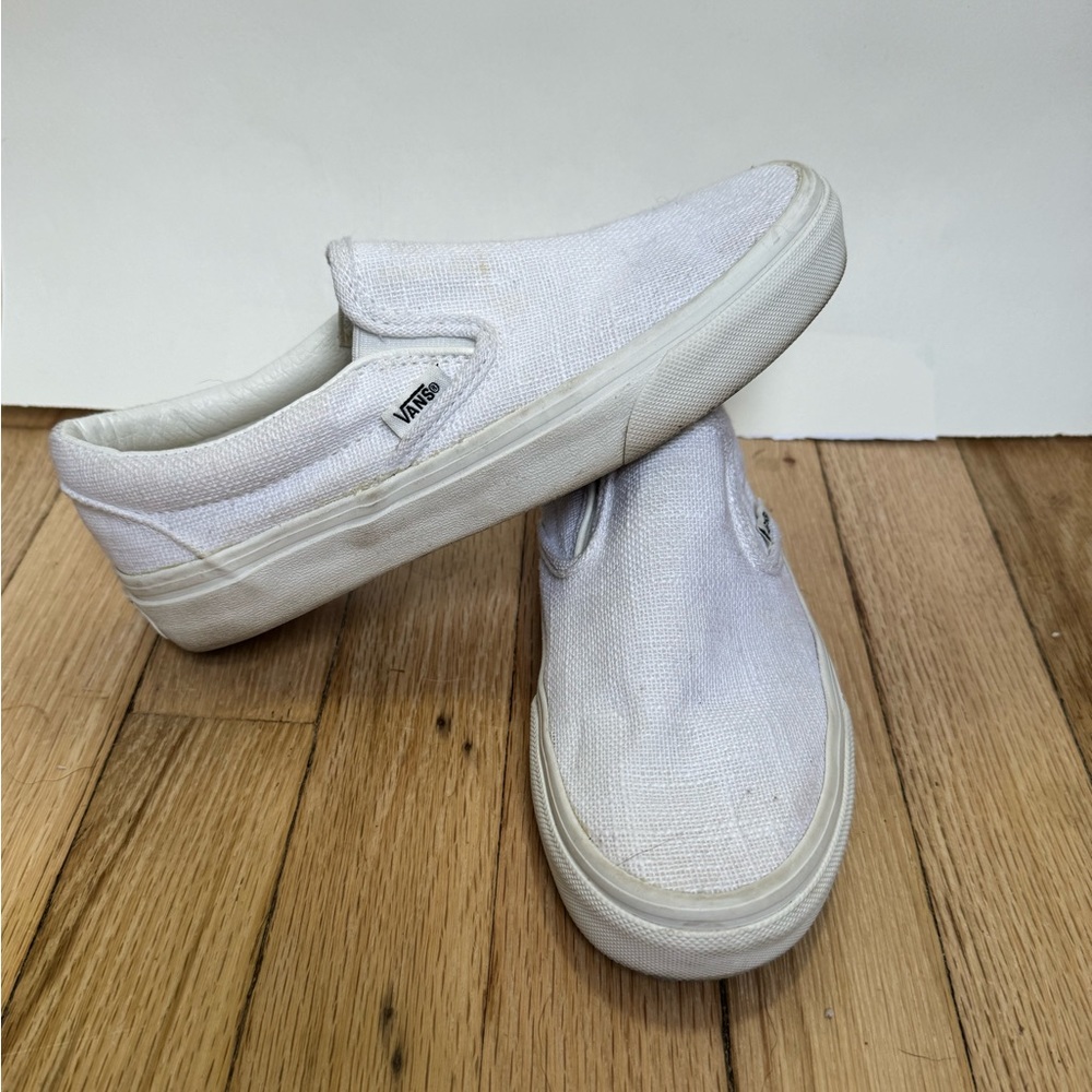 White knit Vans